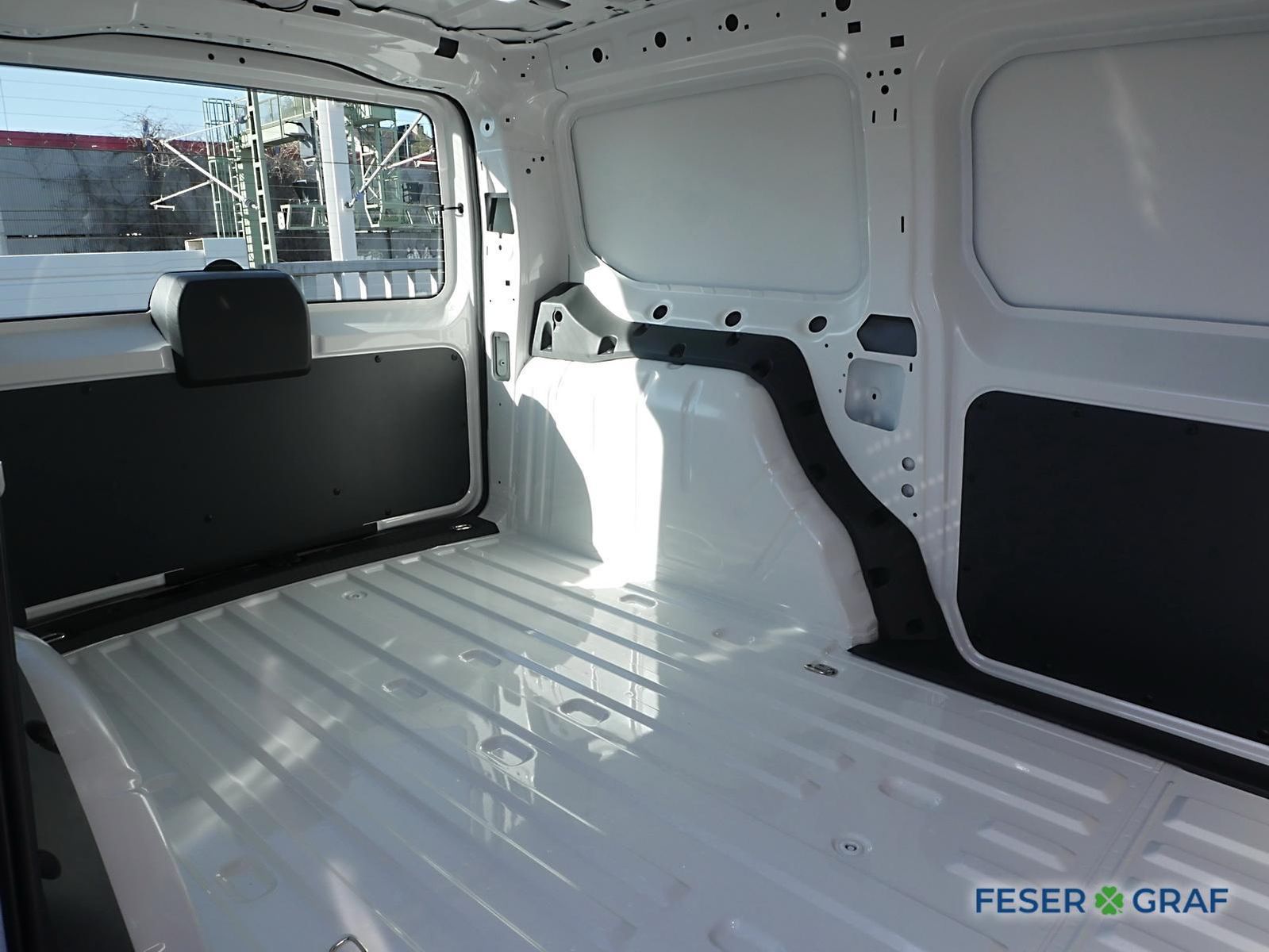 Volkswagen Caddy Maxi - Bild 9