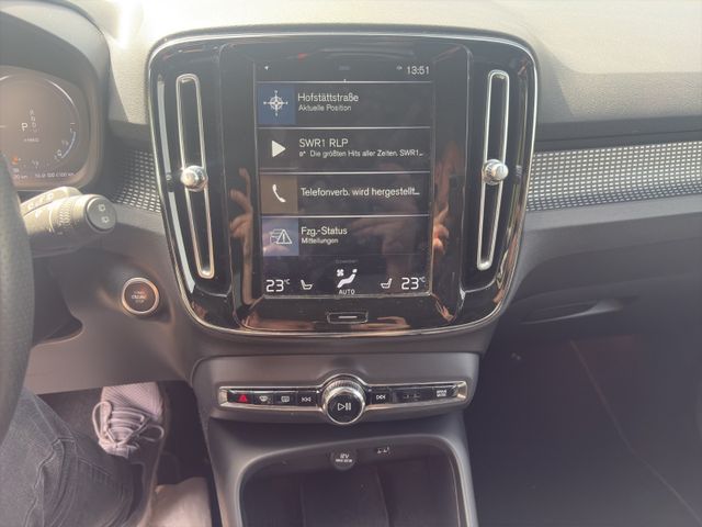 Volvo XC40 R Design Recharge Plug-In Hybrid 2WD