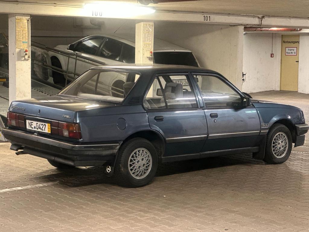 Opel Ascona