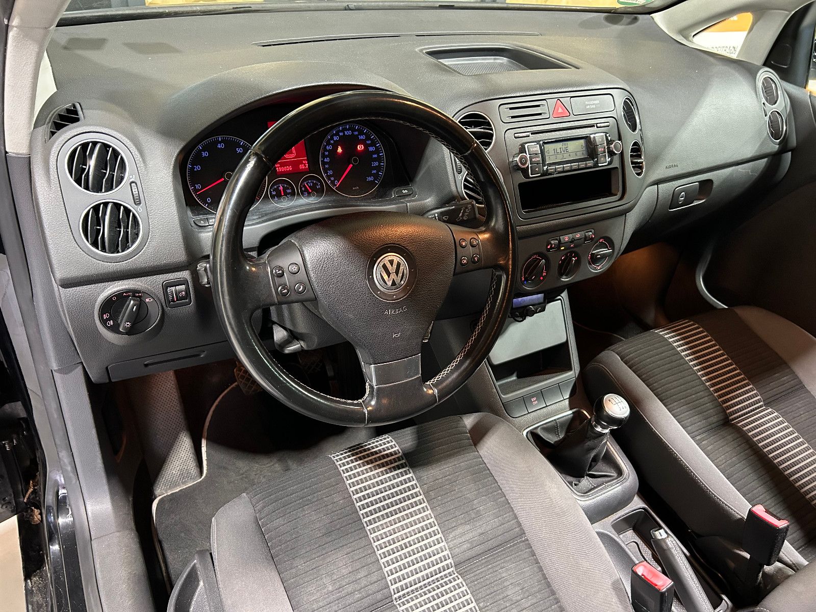 Fahrzeugabbildung Volkswagen Golf Plus V United/XENON/SCHIEBE/PDC/TEMPOMAT