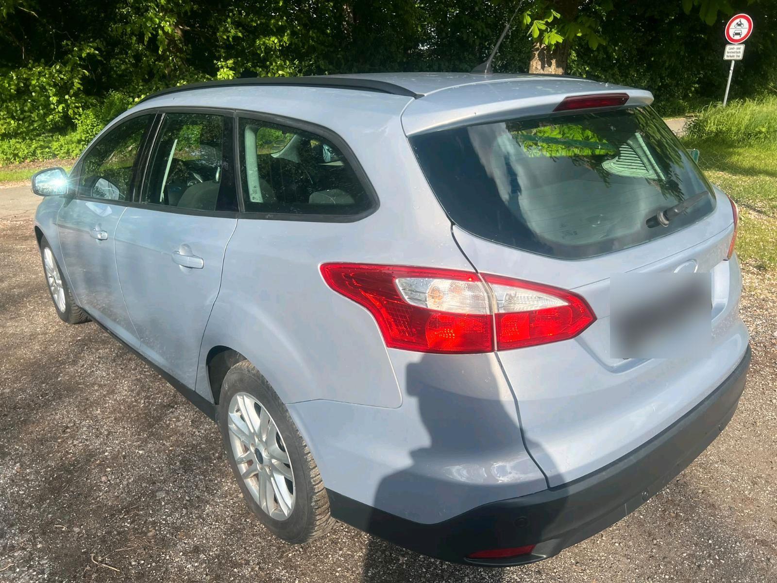 Ford Focus 2014 — engine 101 HP (74kW)