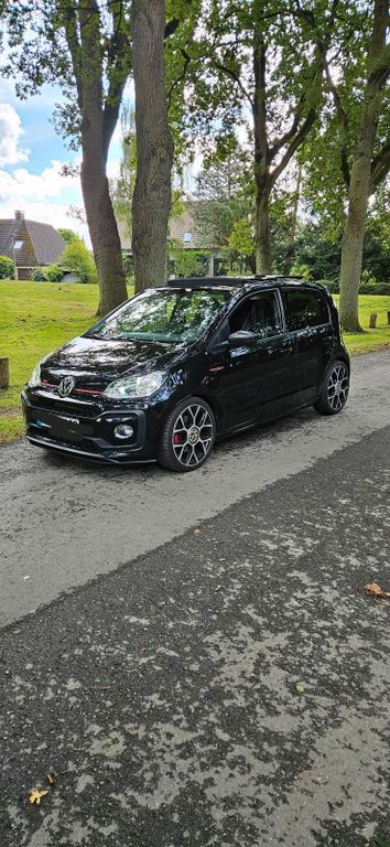 Image of Volkswagen up!