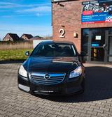 Opel Insignia TÜV/AU Neu Inspektion Neu Getriebe Neu - Opel Insignia aus 2010