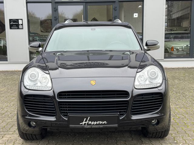 Porsche Cayenne Turbo S/maximal ausgestattet/ordentlich!