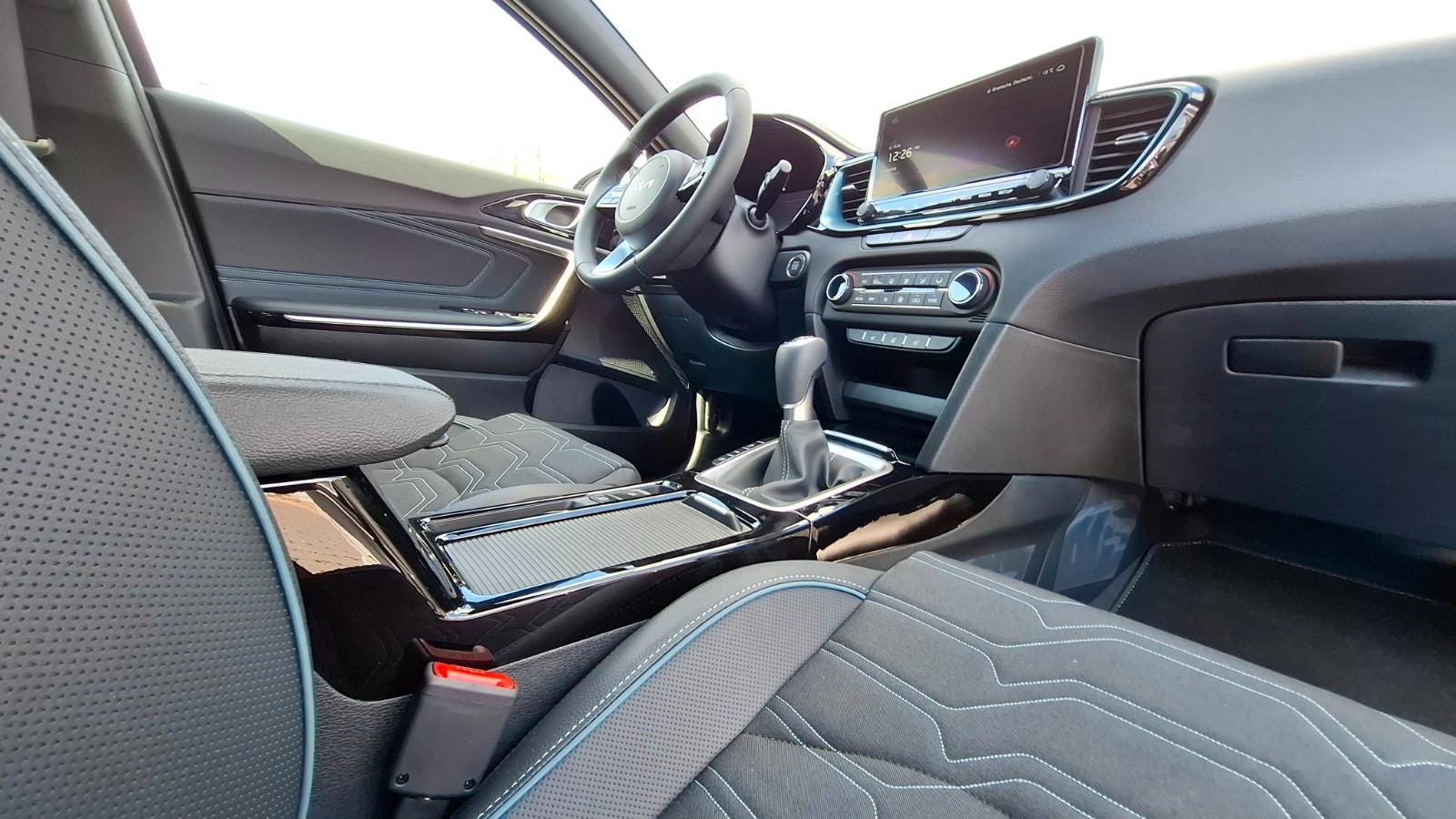 Kia cee'd Sportswagon 1.0 T-GDI  KAMERA JBL SHZ LHZ