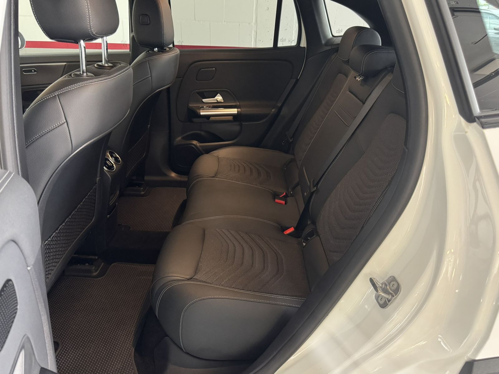 Mercedes-Benz EQA 350 4Matic Progressive AHK 360 Night SoH:98% foto 11