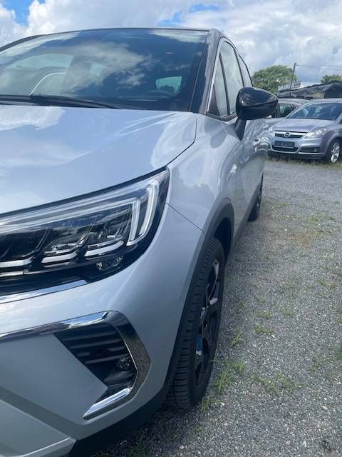 Fahrzeugabbildung Opel Crossland 1.2 Turbo Elegance Paket AT//SHZ LHZ N