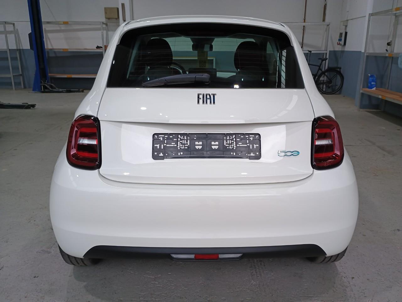 Fiat 500e Basis LED+TEMPO+CAR-PLAY+MFL+
