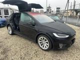Tesla MODEL X 90D PERFORMANCE DUAL SIGNATURE 7SITZER - Tesla Model X aus 2017