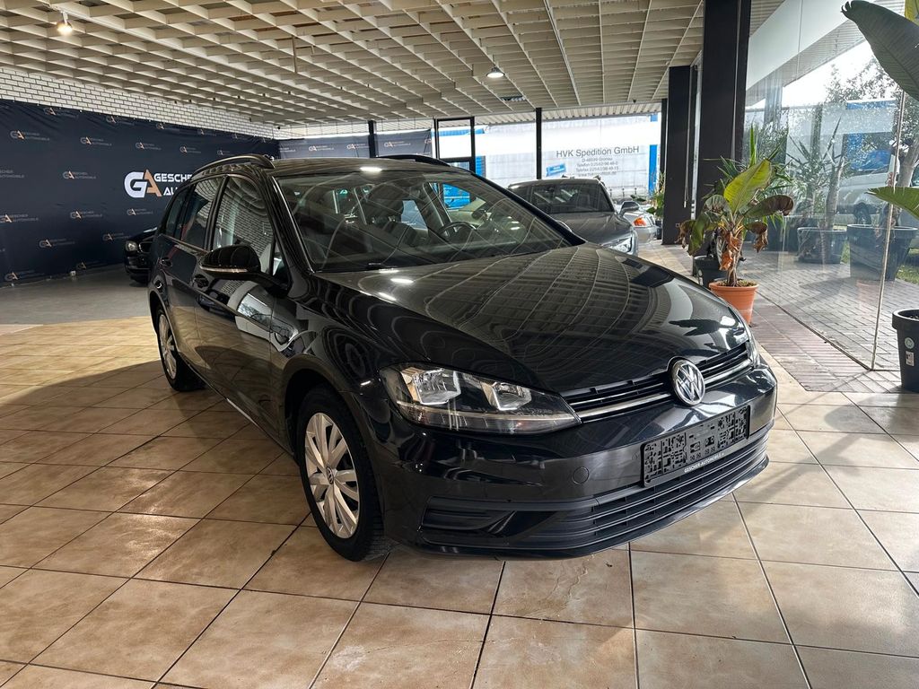 Image of Volkswagen Golf