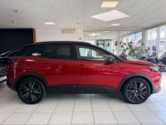 PEUGEOT 3008 Hybrid GT Black Line Ultimate Standheizung!