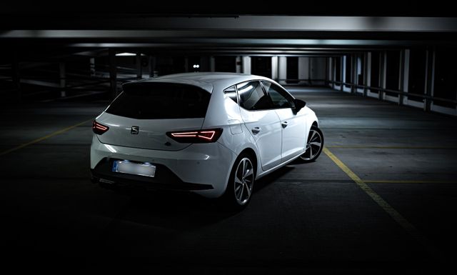 SEAT Leon FR 2.0 TDI Tüv Insp Neu