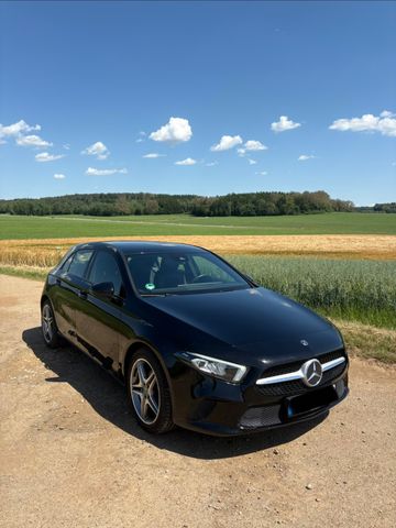 MERCEDES-BENZ A 180 d