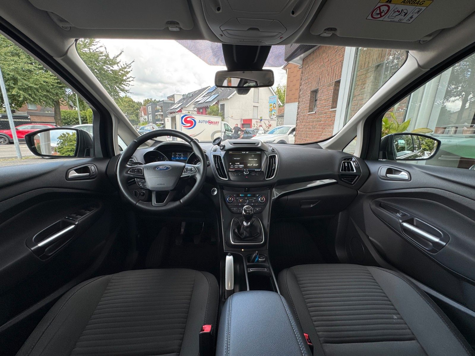 Fahrzeugabbildung Ford Grand C-MAX Titanium 7-Sitze/Navi/Kamera