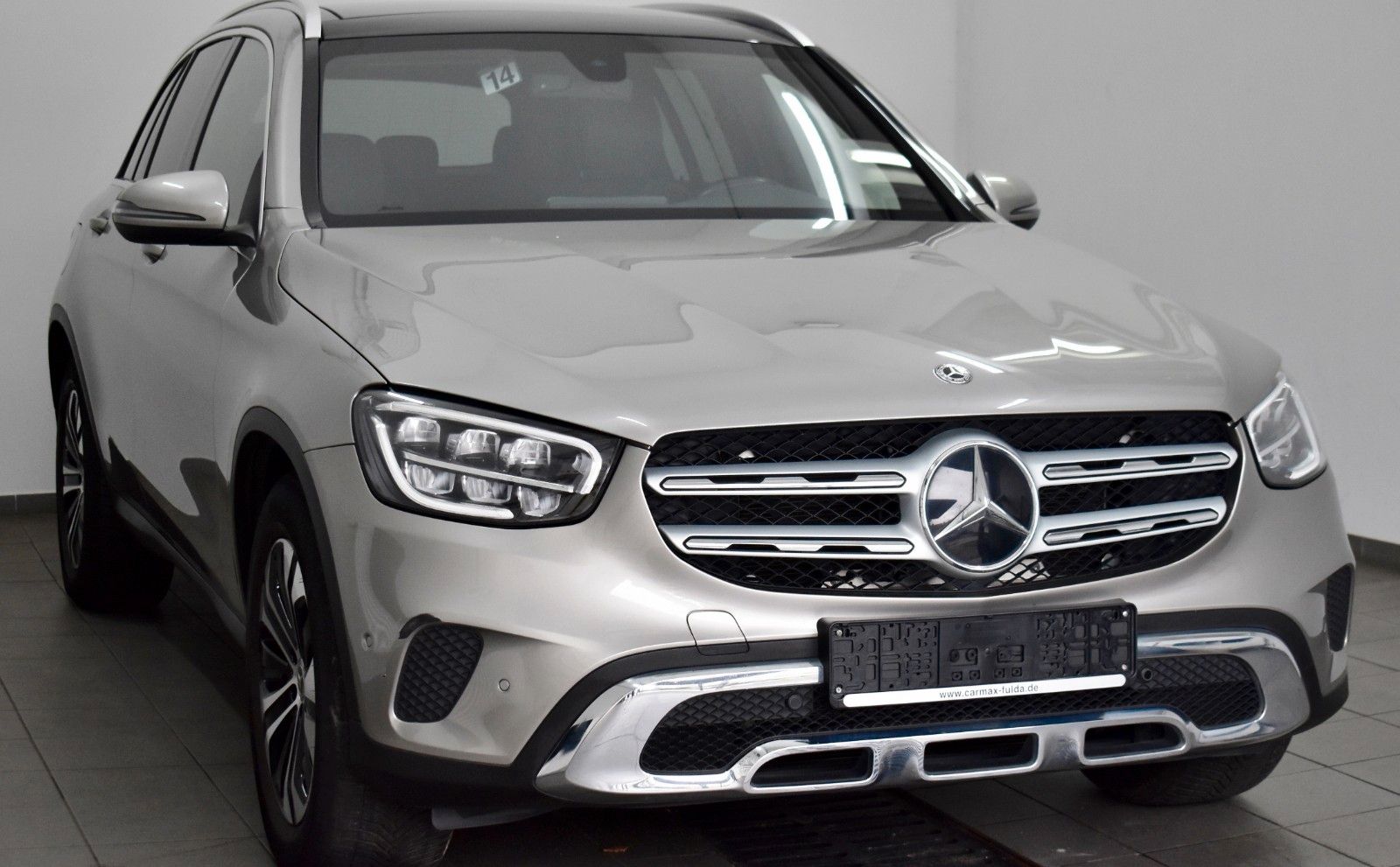 Fahrzeugabbildung Mercedes-Benz GLC 200 4Matic,Leder,Navi,LED,Kamera,Panoram,AHK