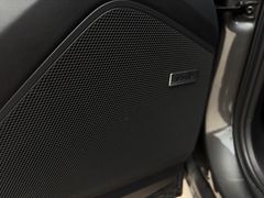 PORSCHE Cayenne 3.0L V6 E-Hybrid Super Ausstattung
