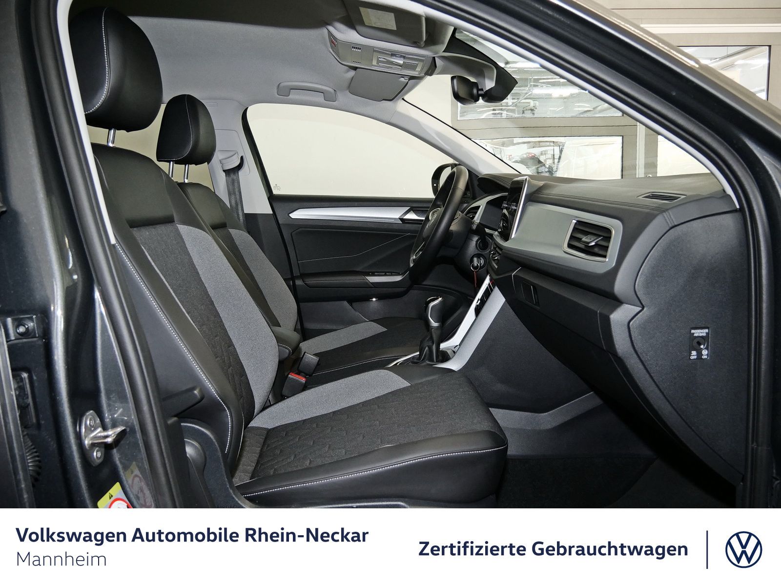 Volkswagen T-Roc - Bild 12