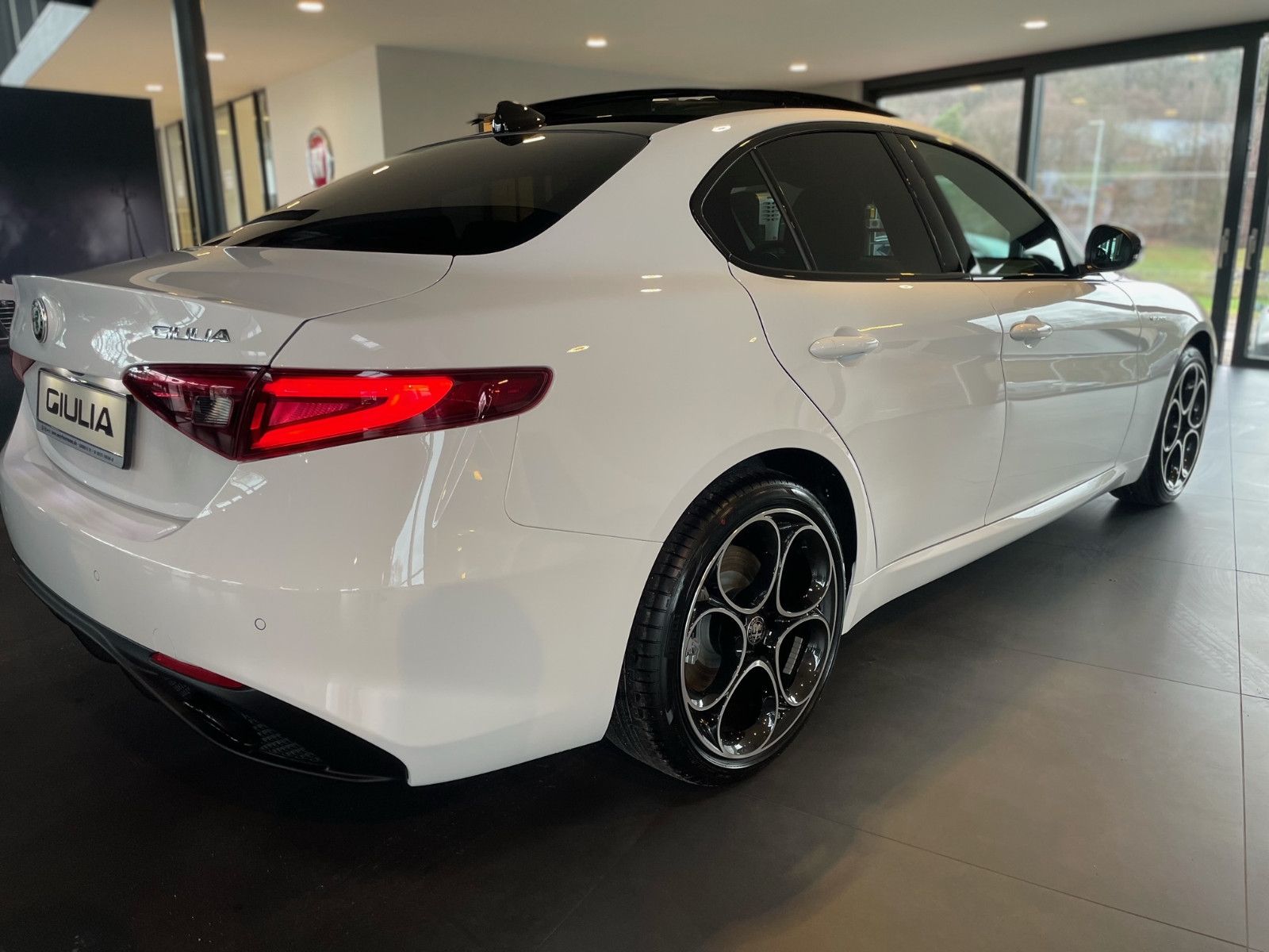 Fahrzeugabbildung Alfa Romeo Giulia Veloce Q4