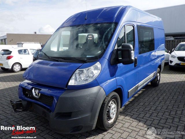 Peugeot Boxer 2.2 HDI L2H2 Rolstoelbus 110pk