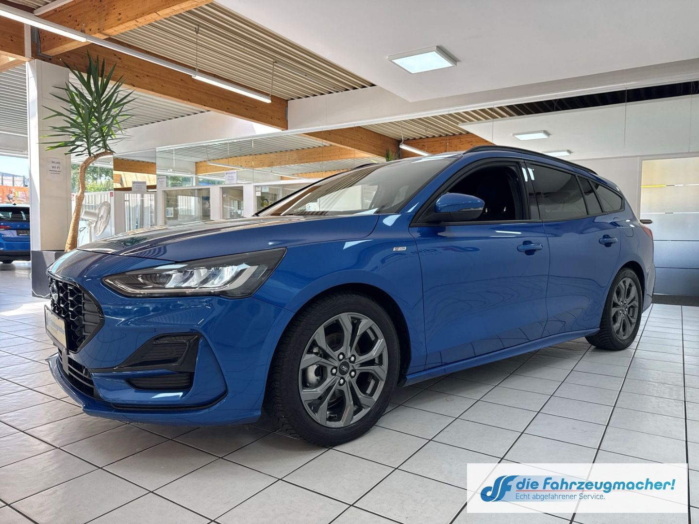 Fahrzeugabbildung Ford Focus Turnier ST-Line Sportpaket Navi Memory Sit