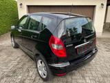 Mercedes-Benz A 200 Avantgarde TÜV Wartung neu - Mercedes-Benz A 200: Avantgarde