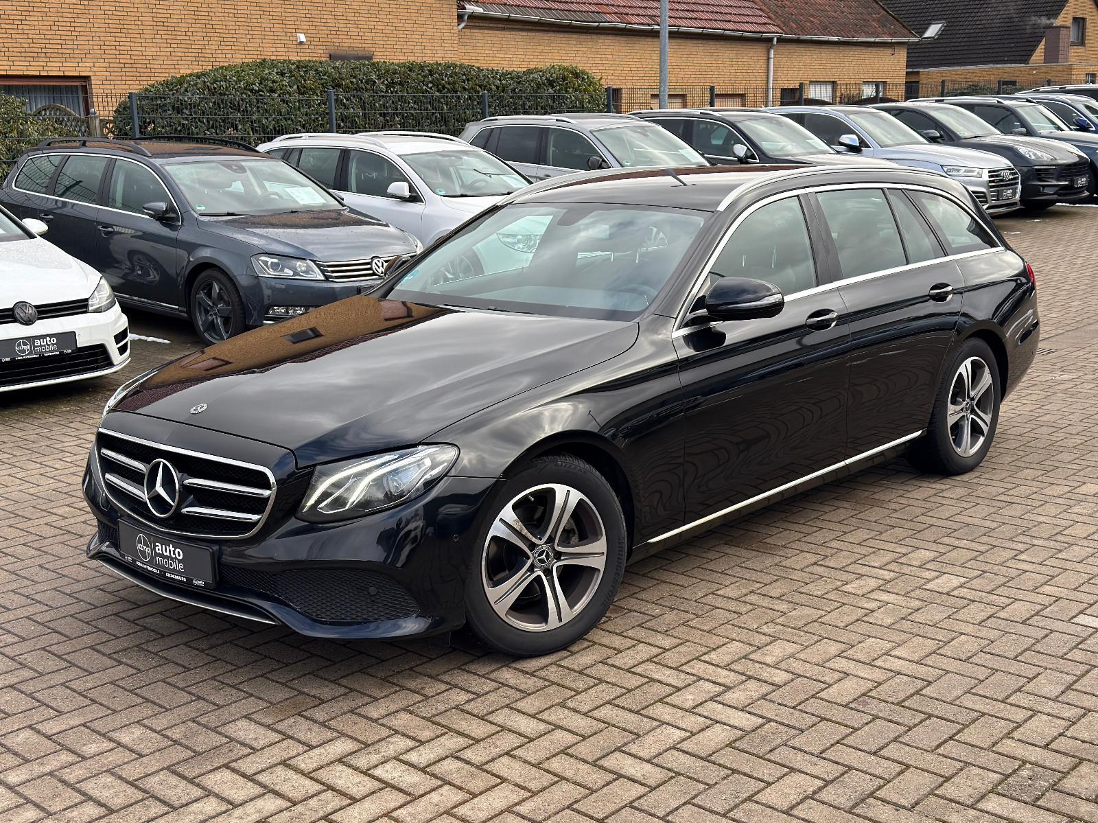 Mercedes-Benz E 200 d T, LED, Leder, Kamera, Service neu