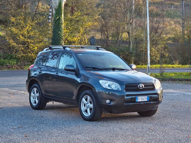 Toyota RAV 4 RAV4 2.2 D-4D 136 CV 2006-E4 Manual