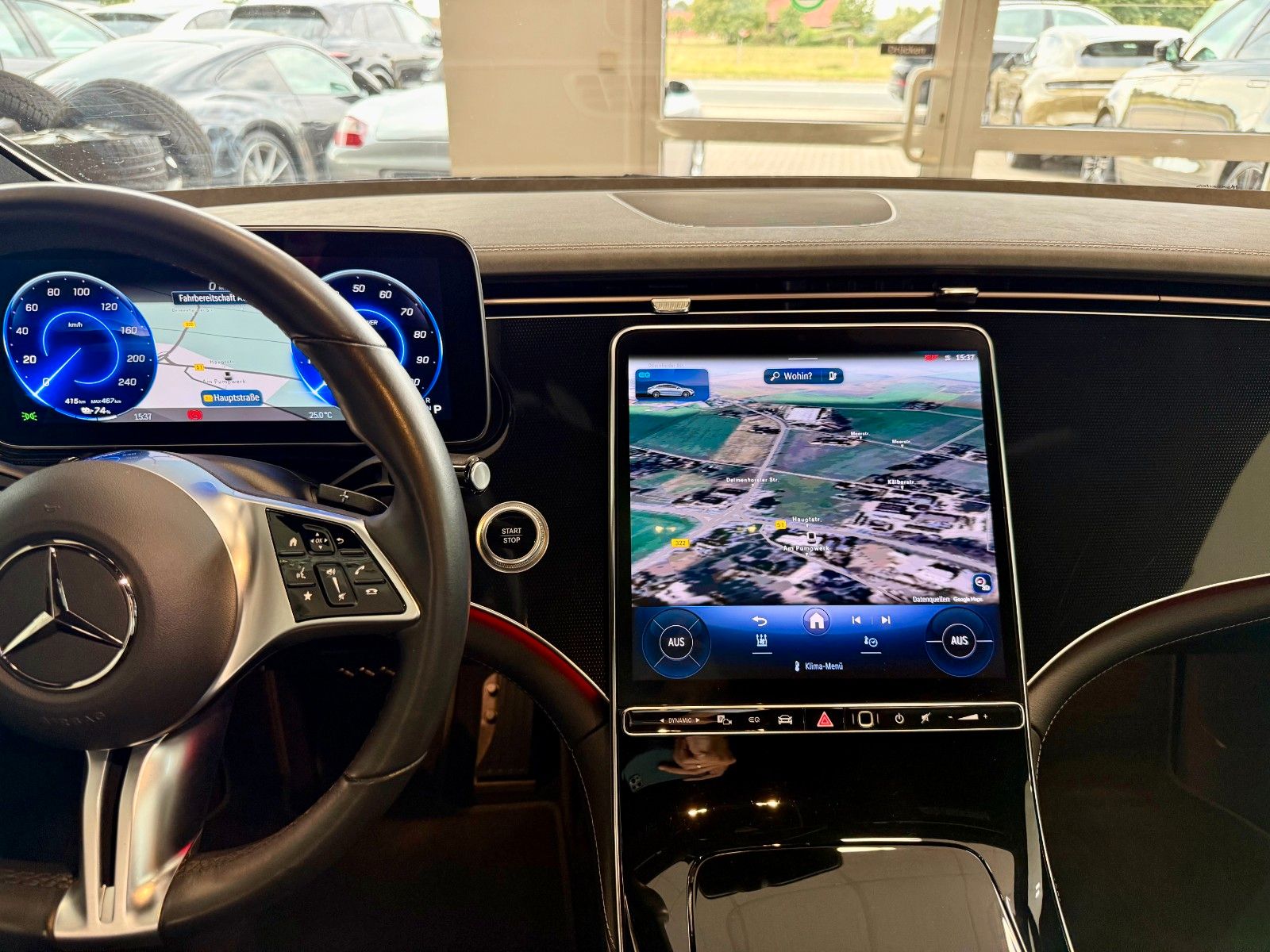 Fahrzeugabbildung Mercedes-Benz EQE 300 Electric Art Advanced/AHK/Kamera/19Zoll