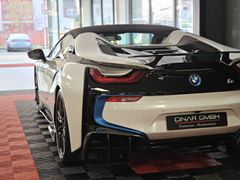 Fahrzeugabbildung BMW i8 Roadster *AERO-KIT* (H&K/CAMERA/CARBON/LASER/