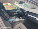 Volvo XC60 B4 D AWD Momentum Pro Geartronic Moment... - Volvo Hybrid (Diesel/Elektro)