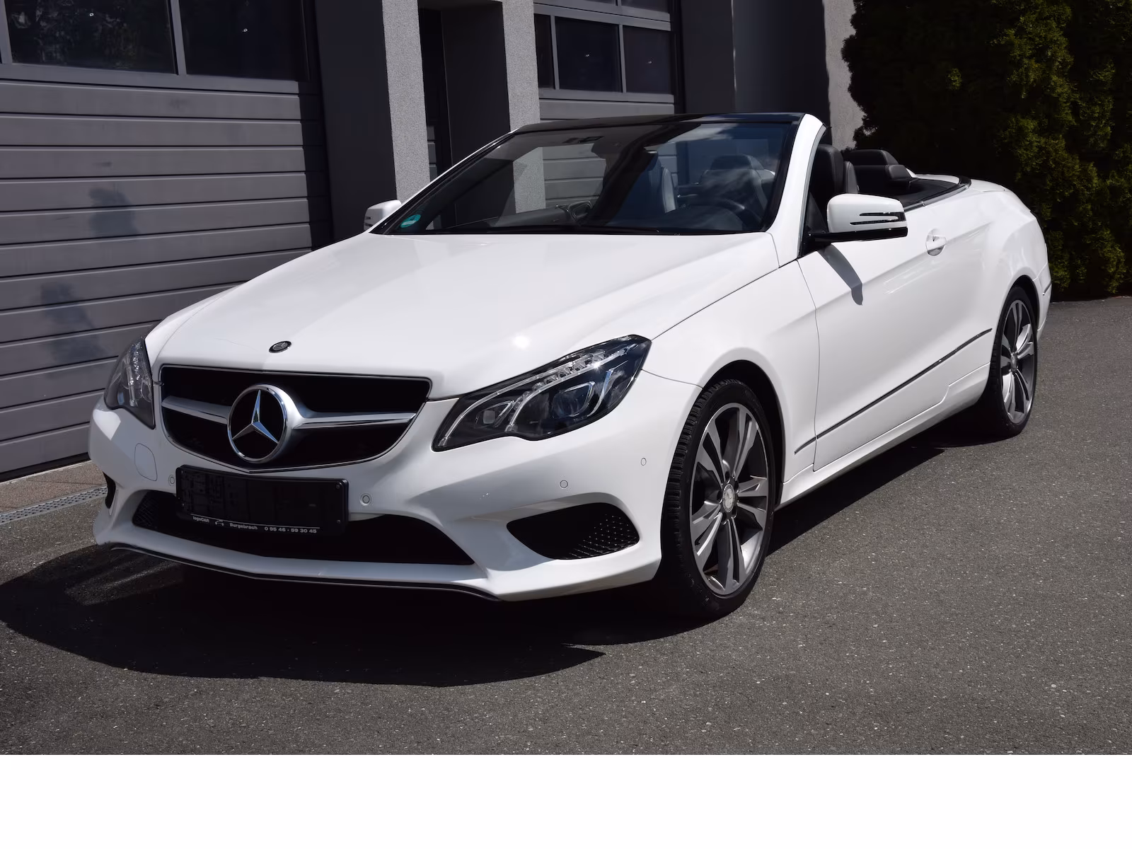 Mercedes-Benz E 200 Cabrio Sport LED Teilleder 18 Zoll SHZ
