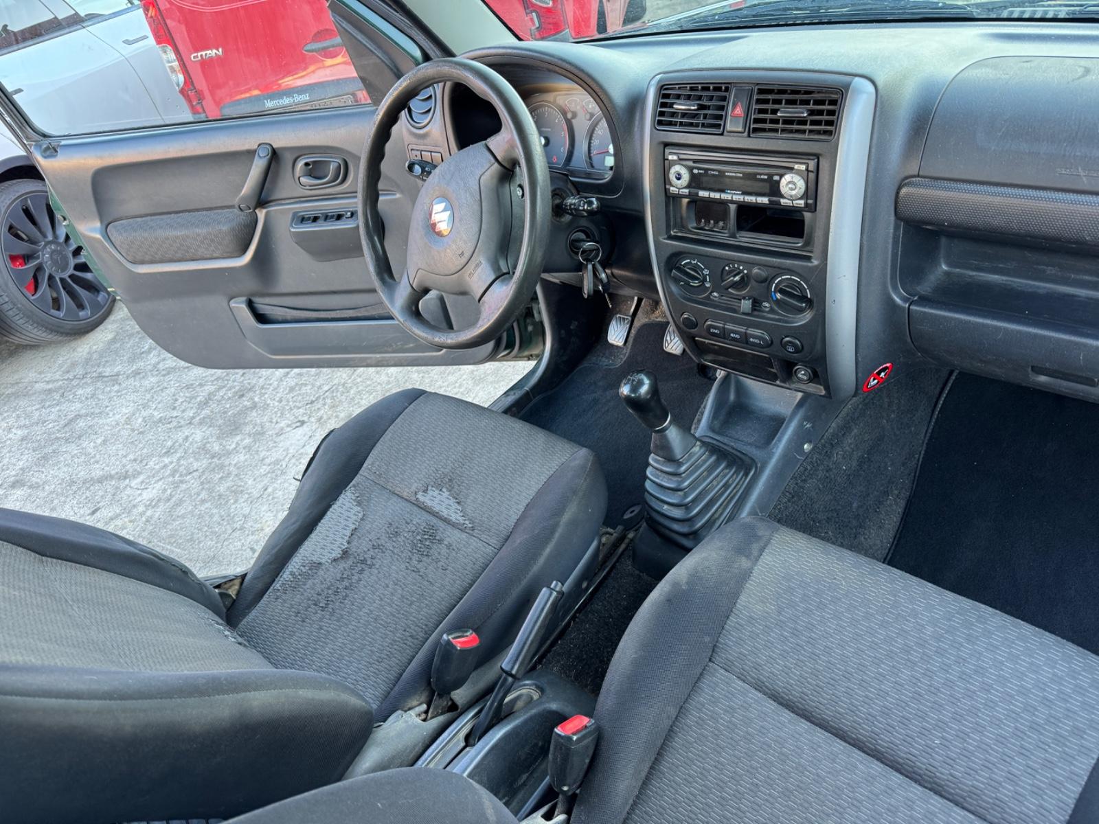 Suzuki Jimny 2007 — photo 25