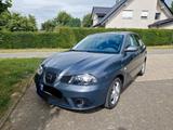 Seat Ibiza 1.4 16V 63kW 86PS grau metallic - gebrauchte Seat Ibiza aus dem Jahr 2007