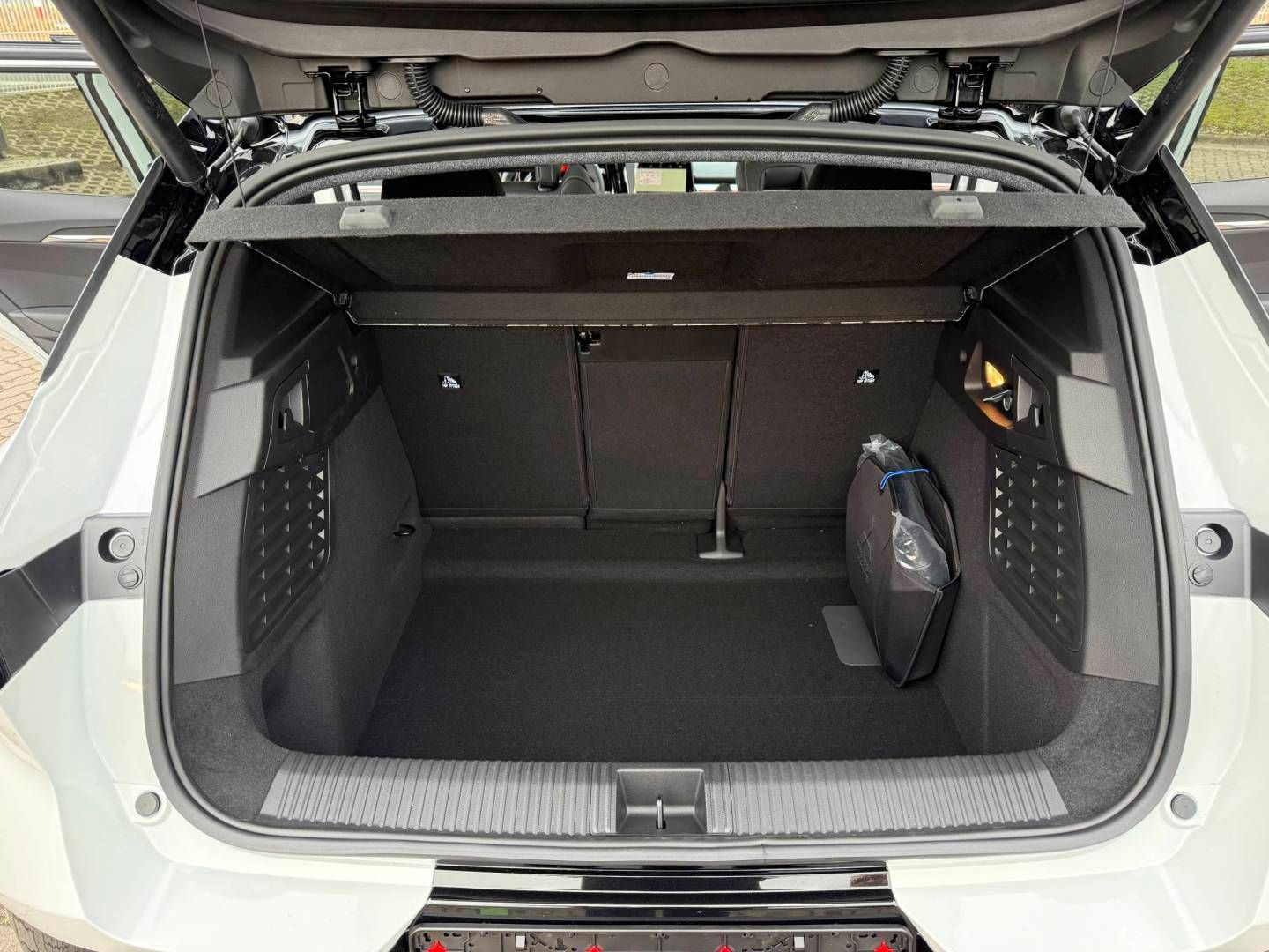 Fahrzeugabbildung Mitsubishi Eclipse Cross Diamant TOP