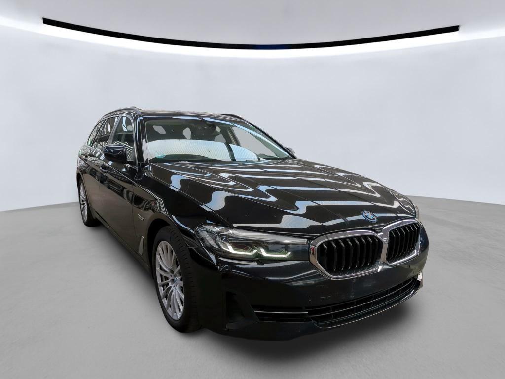 BMW 530e Touring A -