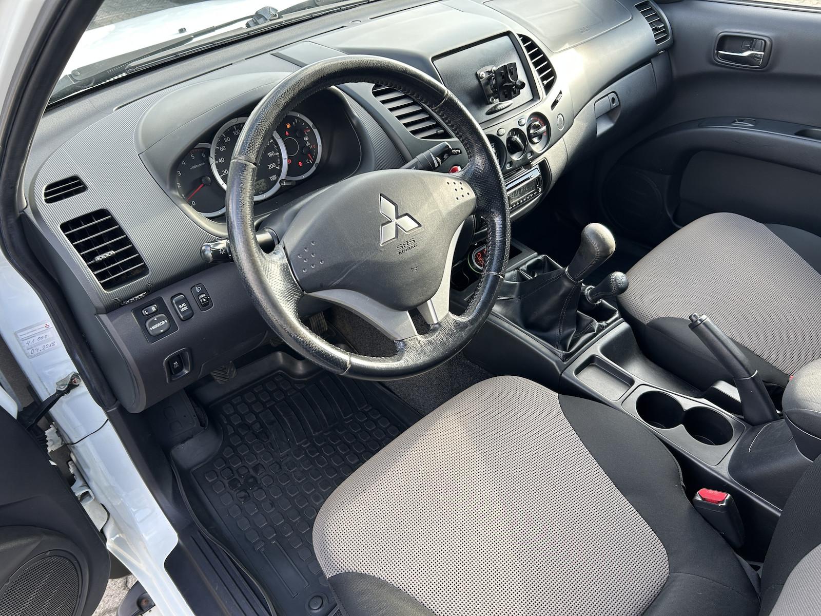 Mitsubishi L200 Doppelkabine 2.5 4WD*AHK*