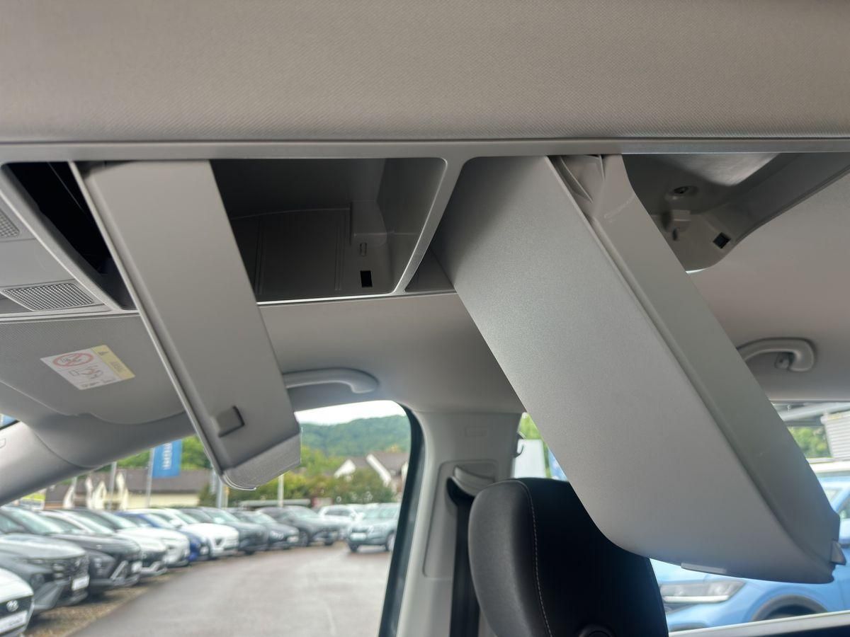 Sharan Comfortline  2.0 TDI DSG ACC STDHZ PDC