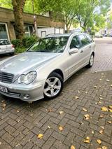 Mercedes-Benz MERCEDES C220CDI W203 AUTOMATISCHE - Mercedes-Benz C 220 aus 2004: Cdi