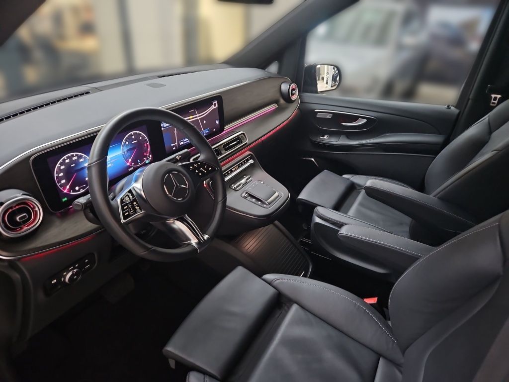 Fahrzeugabbildung Mercedes-Benz V 300 AVG lang 7 Sitze STHZ DISTRONIC AHK SOUND