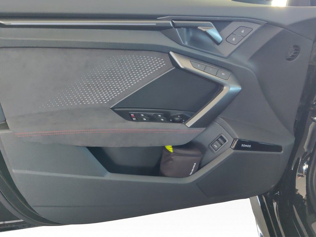 Audi RS3 - Bild 12