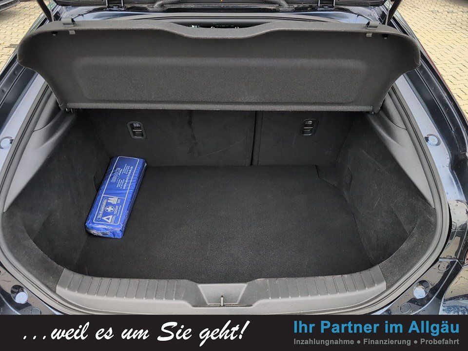 Fahrzeugabbildung Mazda 3 SKY-G 140 AT EXCLUSIVE GARANTIE-9.31 DESI/DASO