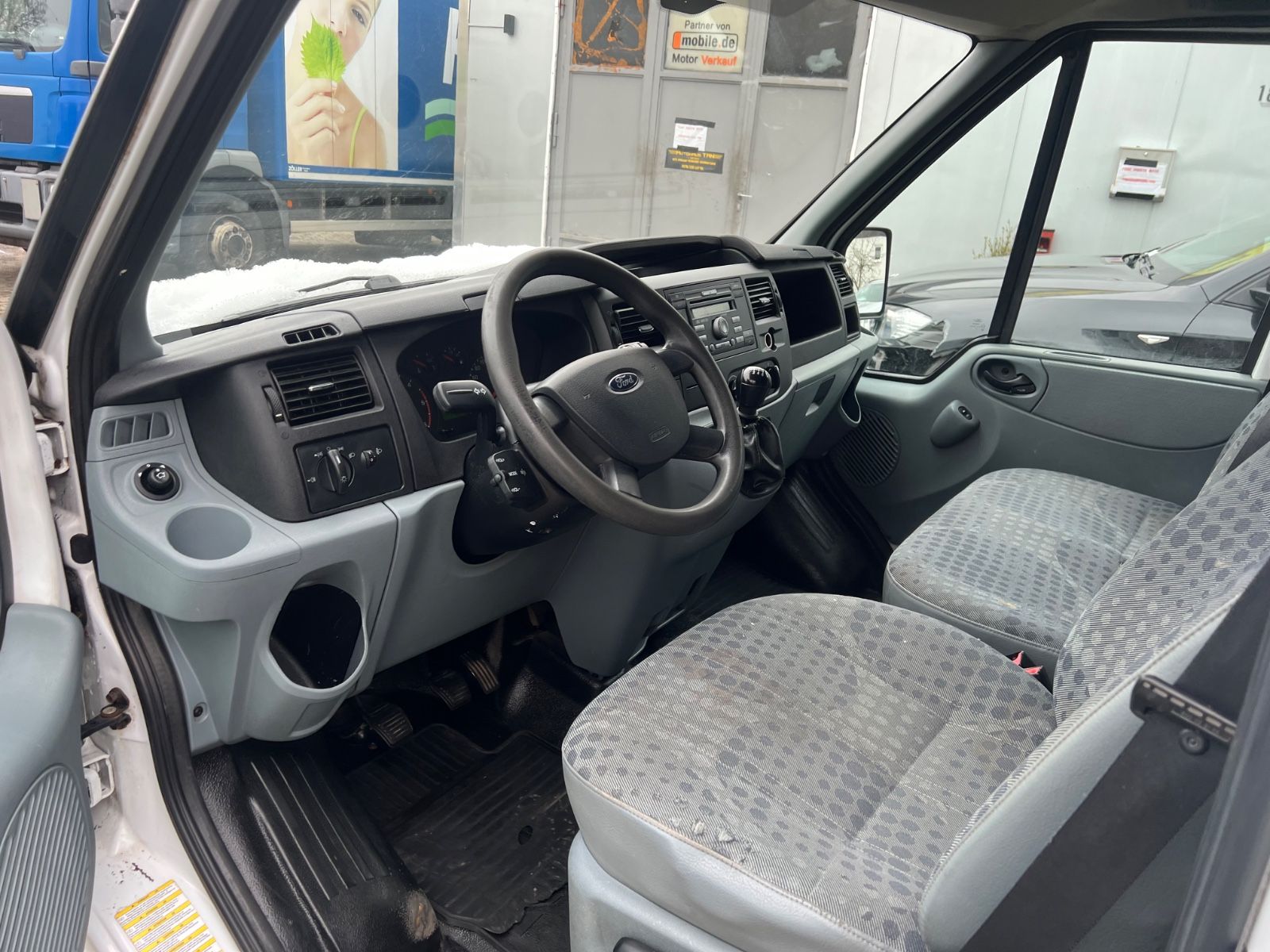 Fahrzeugabbildung Ford Transit Kasten FT 300 L * 1.HAND *