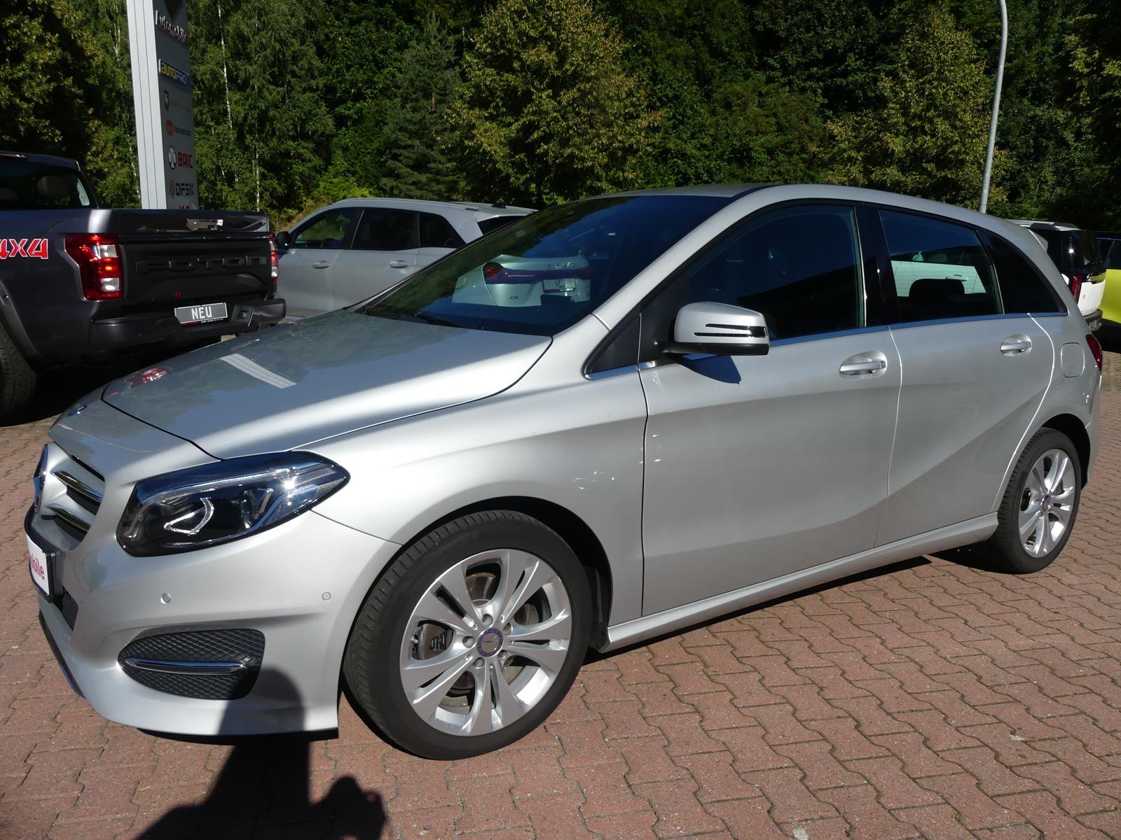 Mercedes-Benz B200*SHZ*PDC*KAM*NAVI