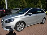 Mercedes-Benz B200*SHZ*PDC*KAM*NAVI - gebrauchte Mercedes-Benz B 200 aus dem Jahr 2017