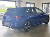 Volkswagen Golf VIII Lim. R 4Motion Matrix/Kam/SHZ/ACC - mit Benzin-Antrieb: Blau, Alcantara, Limousine