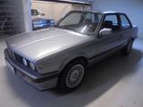 BMW 325i - BMW 325 aus 1989: 325i