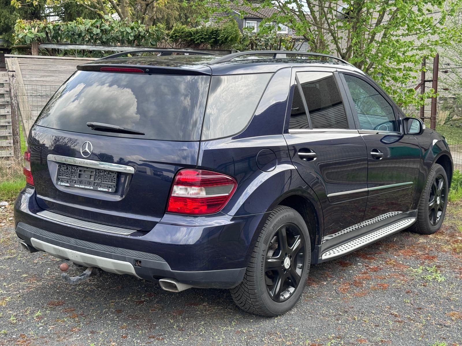 Fahrzeugabbildung Mercedes-Benz 3.0 CDI V6 BRABUS/PANO/AHK/RCAM/ALLWETTER/LED