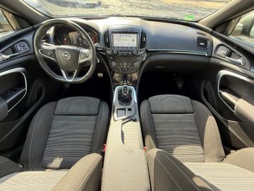 Opel Insignia - 11