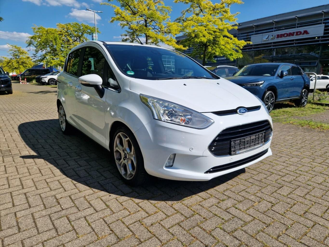 Ford B-Max Titanium AHK|Pano|Allwetter