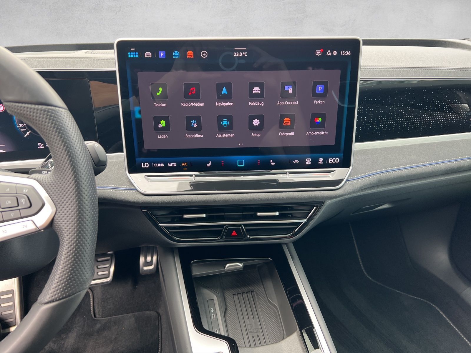 Passat R-Line 1,5 l eHybrid OPF 130 kW ( 177 PS)